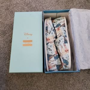 NIB TOMS DISNEY CINDERELLA SIZE 11